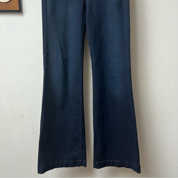 Free People • Gummy Denim Clean Flare in Morrisey Jeans - Picture 8 of 9